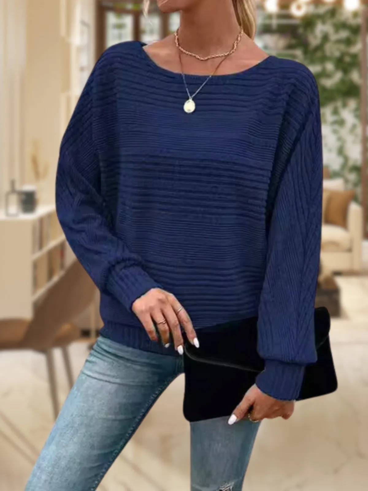 Anna - Cozy Textured Sweater for All Seasons