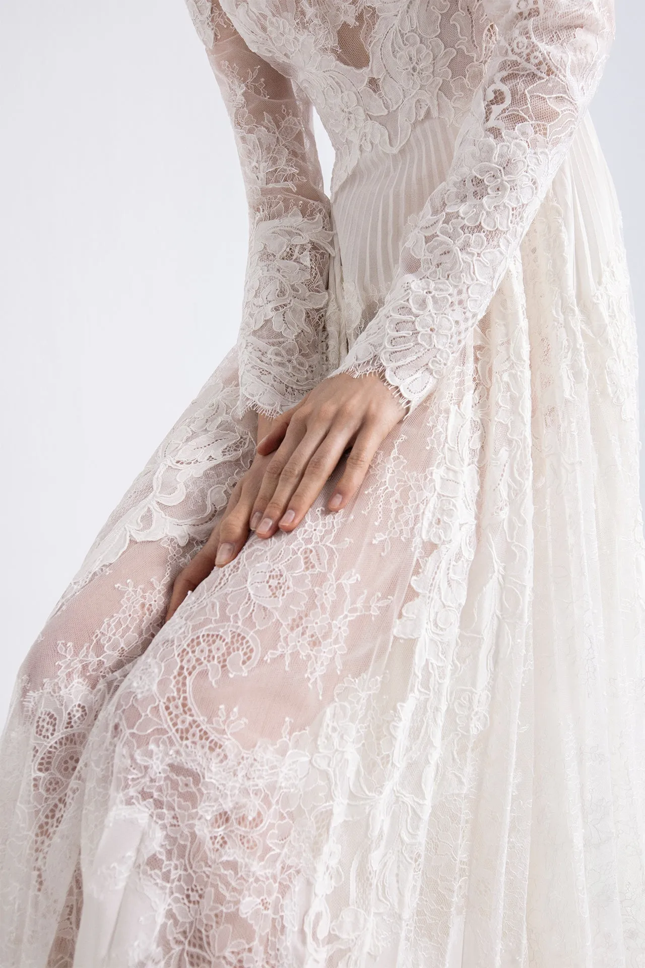Chantilly Lace Long-Sleeved Flared Dress