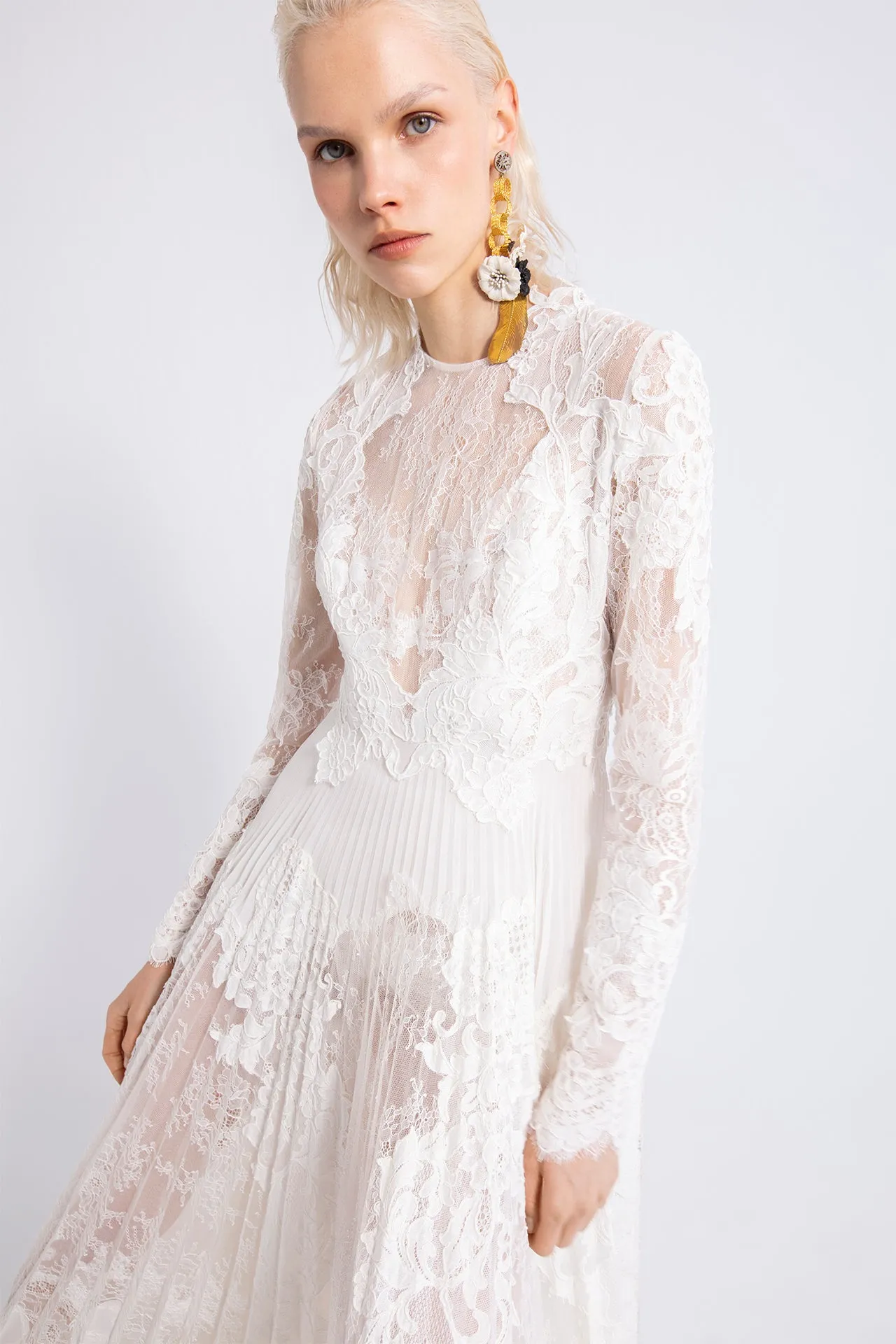 Chantilly Lace Long-Sleeved Flared Dress