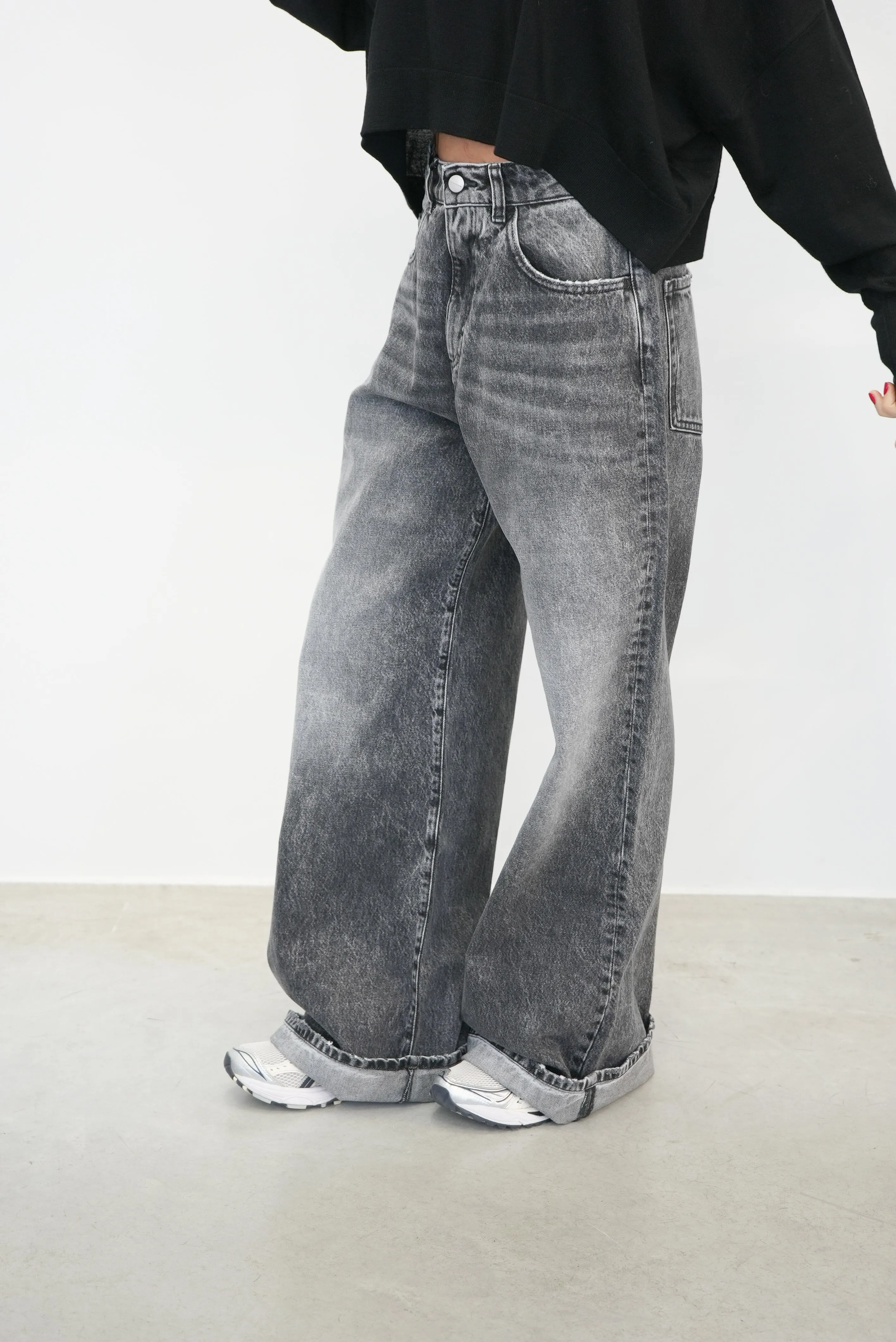 DEBBY WIDE LEG JEAN IN GREY