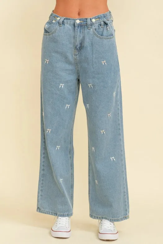 High Waisted Embroidered Bow Jeans