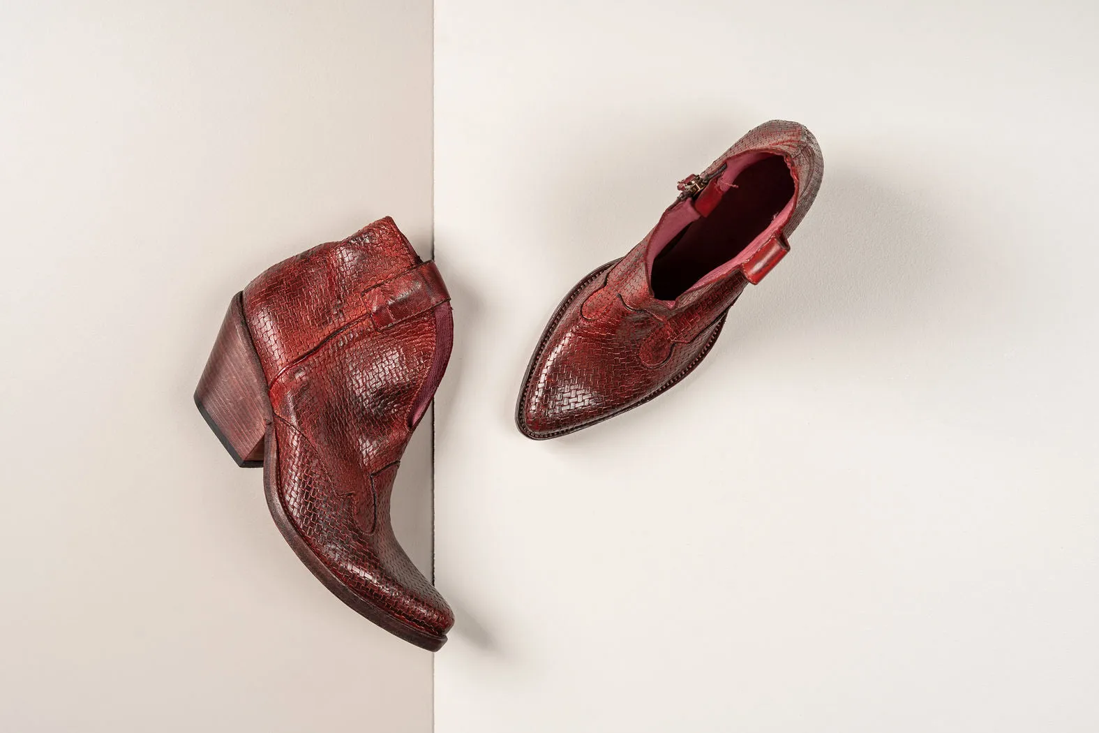 RYDER Keep Red Ankle Cowboy Boots